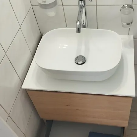 Spiros Sea View Herberg *